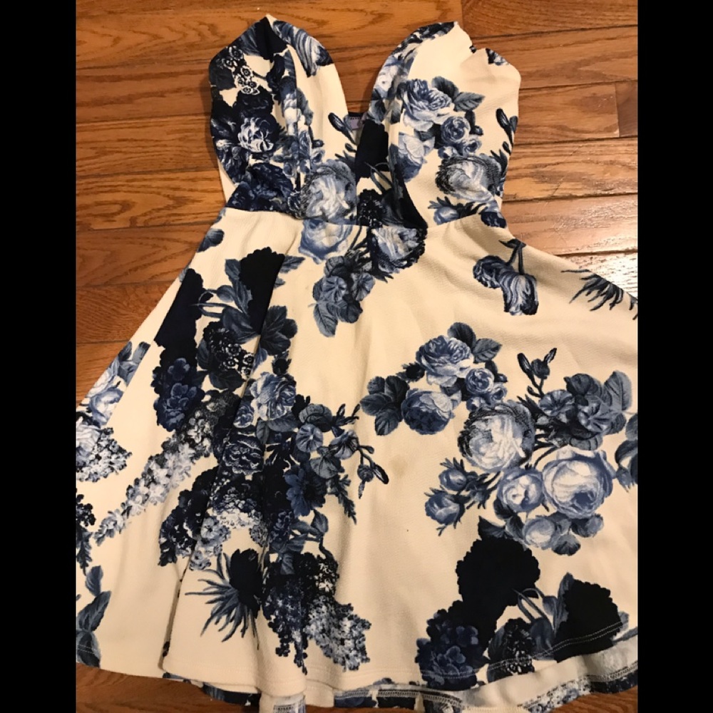 Cute White And Blue Strapless Dress